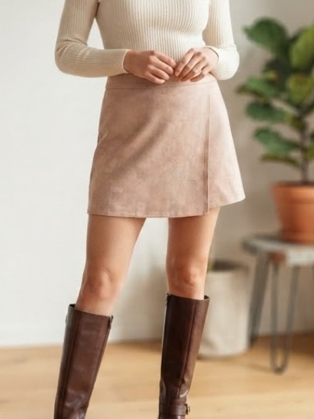 BCBGMaxAzria Taupe Suede-Look Mini Skirt